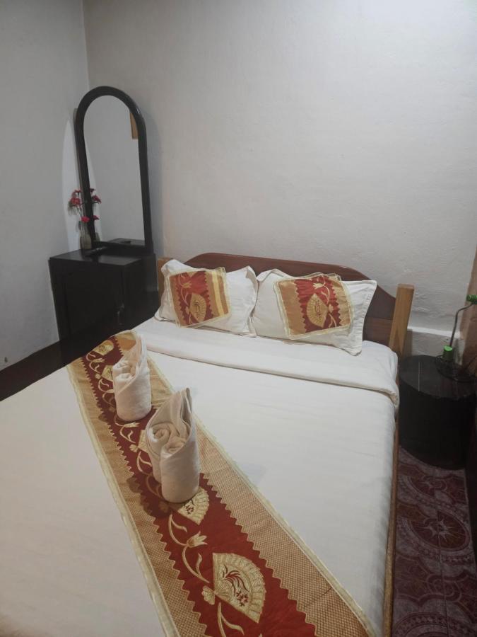 Chitlatda Bila House Bed & Breakfast Luang Prabang Exterior foto