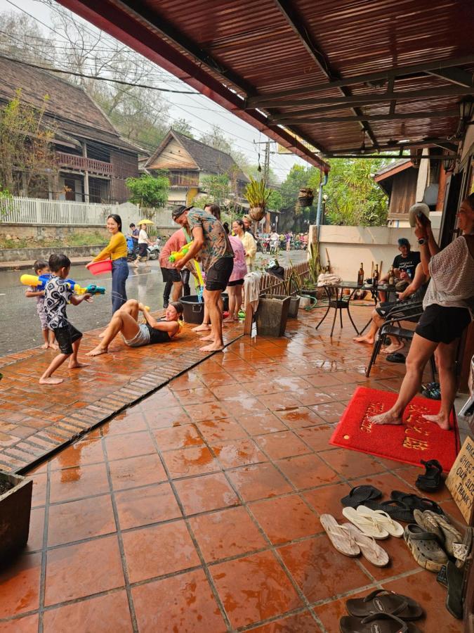 Chitlatda Bila House Bed & Breakfast Luang Prabang Exterior foto