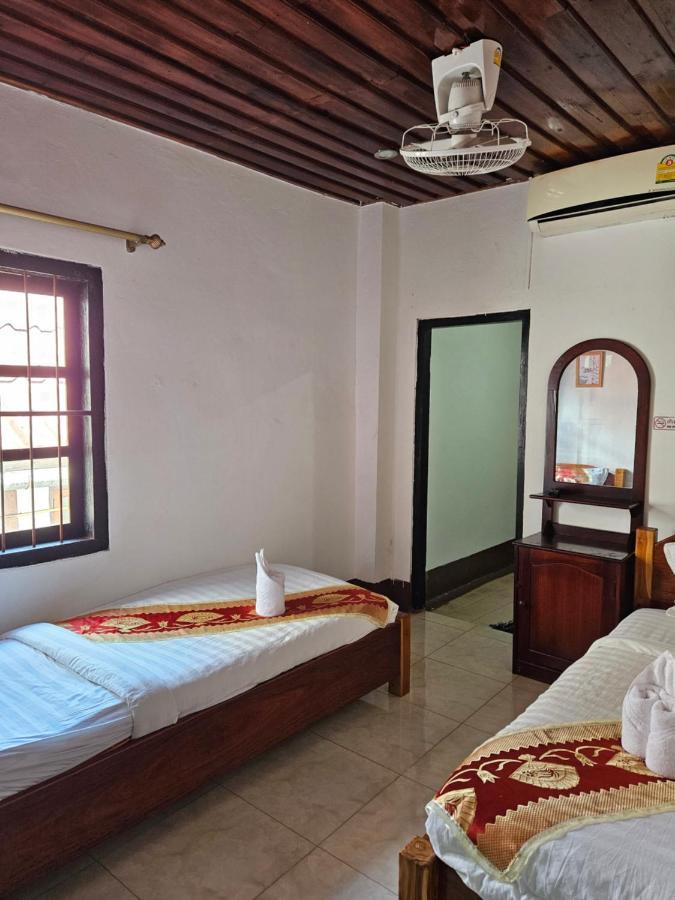 Chitlatda Bila House Bed & Breakfast Luang Prabang Exterior foto